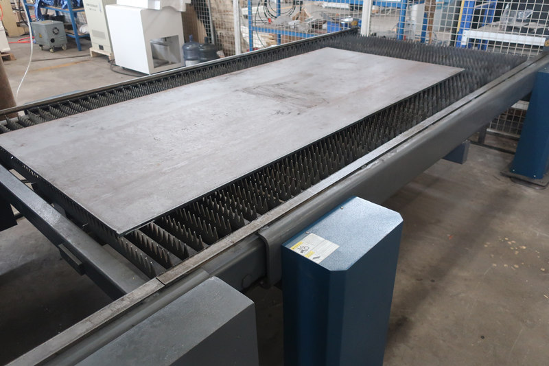 10KW Fiber Laser Cutting Machine