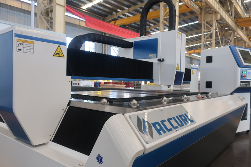 ACCURL Manufacturers 1000W Fiber CNC Laser Cutting Machine with IPG 1KW