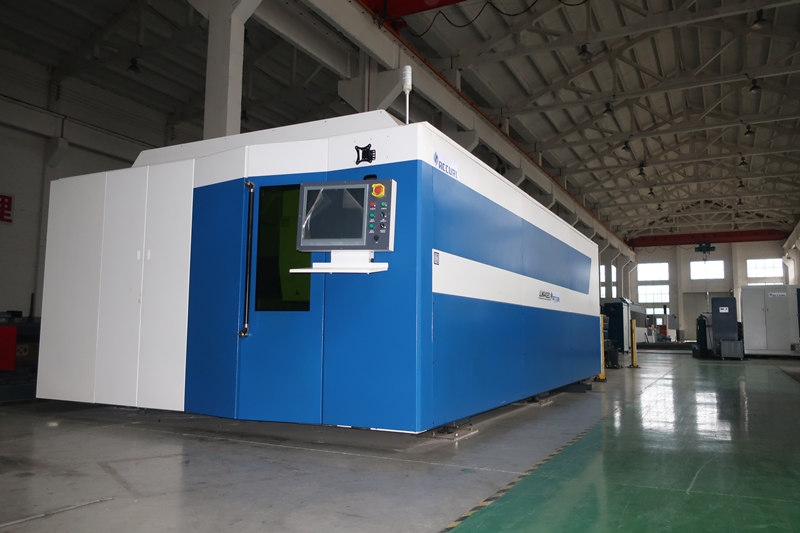 Accurl IPG 6KW Fiber Laser Cutting Machine Manufacturers